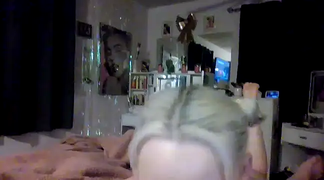 TiaDunn online show from 03-14-25, 03:48