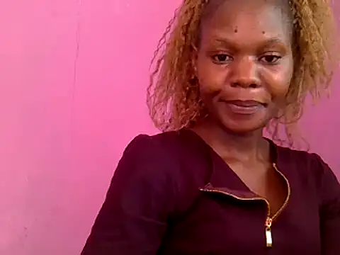 Snapshot of Cute_tamara chatting on 01-12-25, 03:14 Cute tamara online show from 01-12-25, 03:14