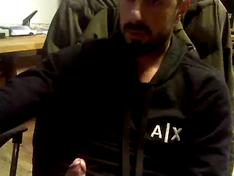 Snapshot of giorgakaci69 chatting on 02-24-25, 07:52 giorgakaci69 online show from 02-24-25, 07:52