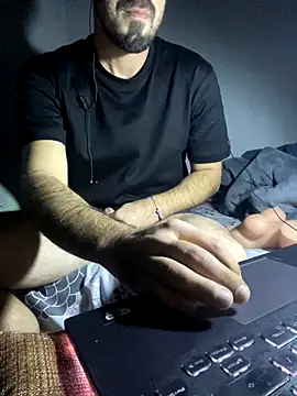 giorgakaci69 online show from 11-05-25, 12:36