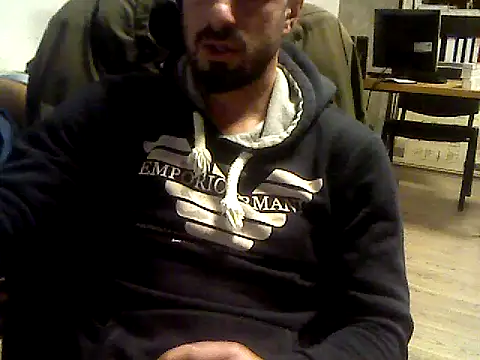 Snapshot of giorgakaci69 chatting on 02-09-25, 06:16 giorgakaci69 online show from 02-09-25, 06:16