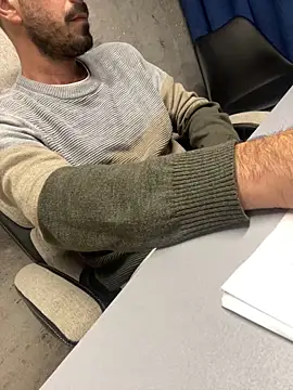 Snapshot of giorgakaci69 chatting on 10-14-25, 05:24 giorgakaci69 online show from 10-14-25, 05:24