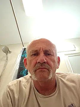 Snapshot of den-rock4u chatting on 03-04-26, 11:34 den-rock4u online show from 03-04-26, 11:34