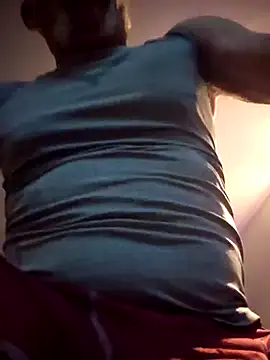 Snapshot of den-rock4u chatting on 12-01-25, 12:33 den-rock4u online show from 12-01-25, 12:33