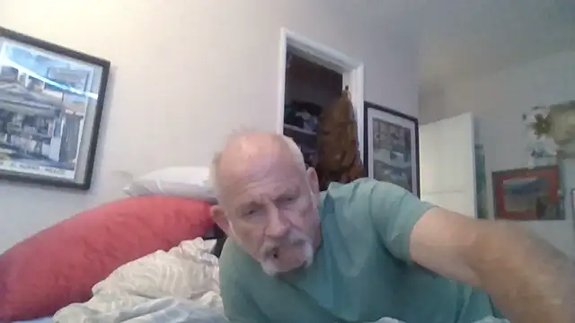 Snapshot of den-rock4u chatting on 10-03-25, 09:05 den-rock4u online show from 10-03-25, 09:05