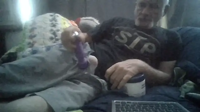 Snapshot of den-rock4u chatting on 11-05-25, 03:04 den-rock4u online show from 11-05-25, 03:04