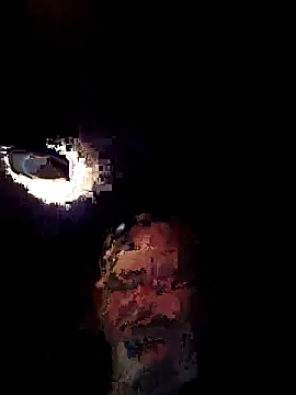 Snapshot of den-rock4u chatting on 12-17-25, 06:18 den-rock4u online show from 12-17-25, 06:18