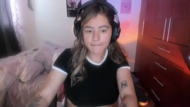 StephaniFox online show from 03-02-26, 10:27