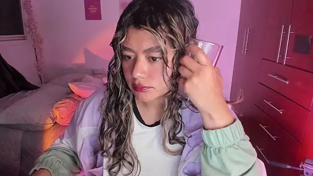 StephaniFox online show from 10-08-25, 11:38