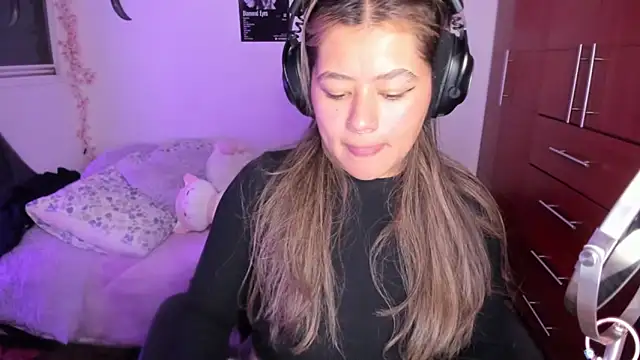 StephaniFox online show from 03-16-26, 11:29