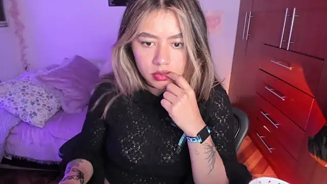 StephaniFox online show from 03-24-26, 01:27