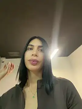 Snapshot of Dj_scarlettmorreti chatting on 05-22-26, 03:43 Dj scarlettmorreti online show from 05-22-26, 03:43