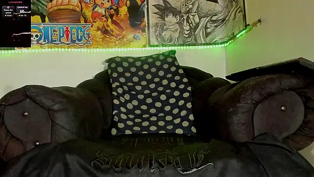 Snapshot of _ThomasBoy_ chatting on 09-10-25, 06:45 ThomasBoy online show from 09-10-25, 06:45