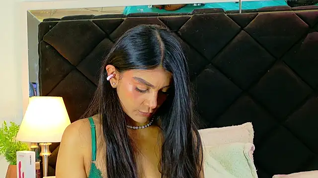 Holly Brensonexx  online show from 10-19-25, 02:09