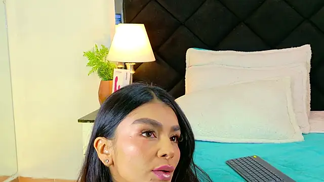 Holly Brensonexx  online show from 10-16-25, 01:19