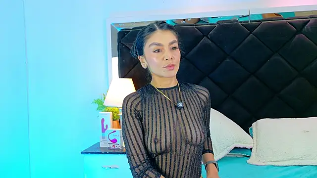 Holly Brensonexx  online show from 12-17-25, 02:55