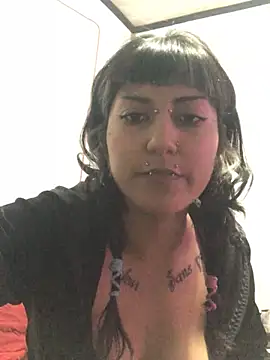 Snapshot of toxikkka chatting on 02-20-25, 04:50 toxikkka online show from 02-20-25, 04:50