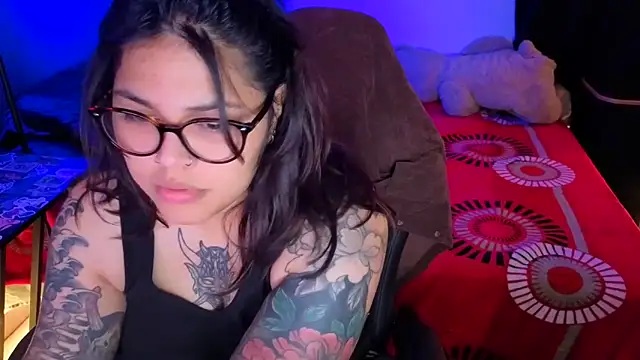 Snapshot of miacanela_xo chatting on 06-20-26, 03:00 miacanela xo online show from 06-20-26, 03:00
