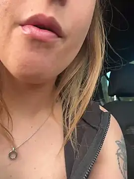 LiliMorganxxx online show from 03-18-26, 02:41