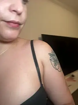 LiliMorganxxx online show from 07-17-26, 08:17