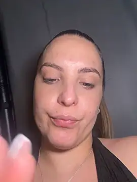 LiliMorganxxx online show from 07-16-26, 09:56
