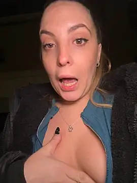 LiliMorganxxx online show from 11-17-25, 10:14