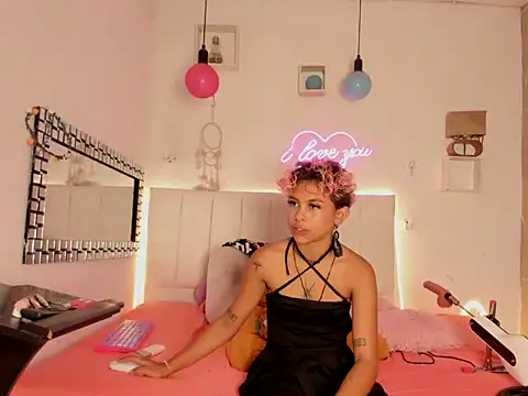 lilith horny online show from 04-18-26, 07:07