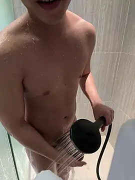 Snapshot of sexyroylam chatting on 02-05-25, 09:36 sexyroylam online show from 02-05-25, 09:36