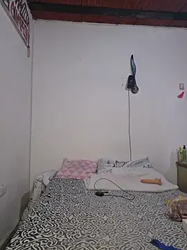 Snapshot of lombarlana-89 chatting on 03-13-26, 12:43 lombarlana-89 online show from 03-13-26, 12:43