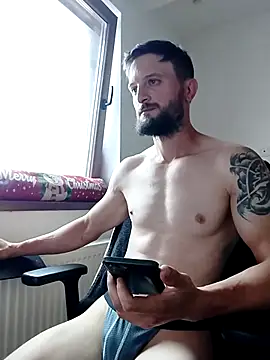 Snapshot of colin_hopex chatting on 07-11-26, 10:48 colin hopex online show from 07-11-26, 10:48