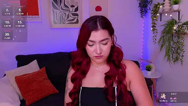 ViolettCastel online show from 04-12-26, 06:22