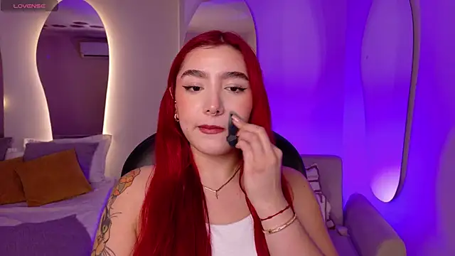 ViolettCastel online show from 11-23-25, 04:28