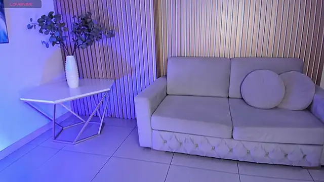 ViolettCastel online show from 02-26-26, 07:58