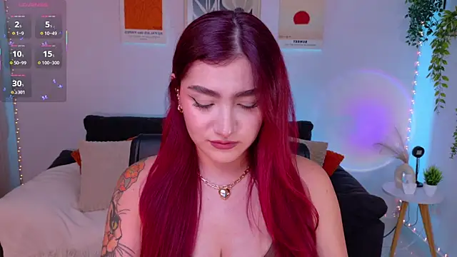 Snapshot of ViolettCastel chatting on 07-05-26, 12:37 ViolettCastel online show from 07-05-26, 12:37