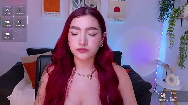 Snapshot of ViolettCastel chatting on 07-11-26, 11:49 ViolettCastel online show from 07-11-26, 11:49