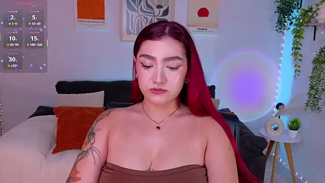 Snapshot of ViolettCastel chatting on 06-24-26, 12:20 ViolettCastel online show from 06-24-26, 12:20