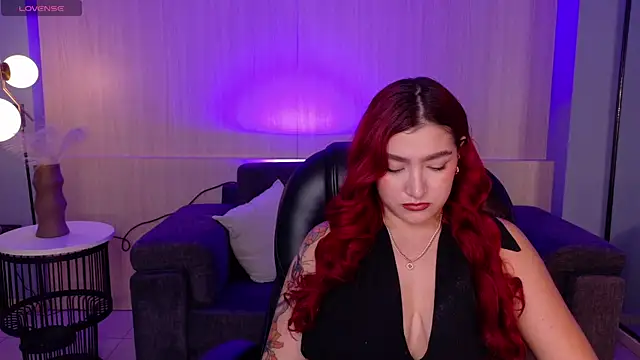 ViolettCastel online show from 02-11-26, 07:47