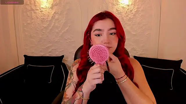 ViolettCastel online show from 10-12-25, 04:52