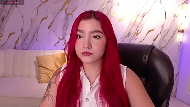 ViolettCastel online show from 12-16-25, 06:45