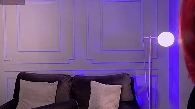 ViolettCastel online show from 03-10-26, 07:29