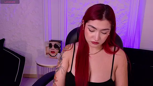 ViolettCastel online show from 01-14-26, 07:39