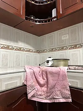 sweetsarabig22cm online show from 04-04-26, 02:51