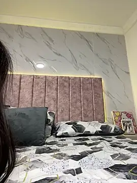Kimmymadison- online show from 05-20-26, 02:41
