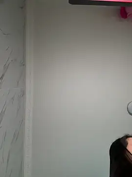 Snapshot of Kimmymadison- chatting on 02-20-26, 08:33 Kimmymadison- online show from 02-20-26, 08:33