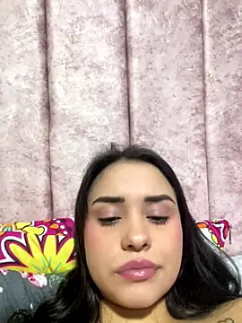 Kimmymadison- online show from 12-18-25, 02:27