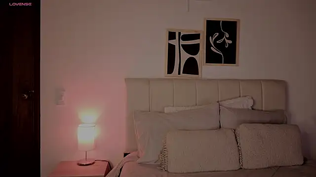 Roxxy mora online show from 03-27-26, 10:33