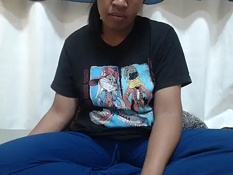 Snapshot of Linda_sexy chatting on 04-25-26, 01:36 Linda sexy online show from 04-25-26, 01:36
