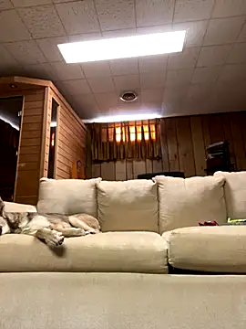 Snapshot of hungkubenski chatting on 10-04-25, 01:12 hungkubenski online show from 10-04-25, 01:12