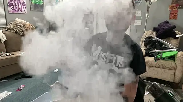 Snapshot of hungkubenski chatting on 02-13-26, 04:56 hungkubenski online show from 02-13-26, 04:56