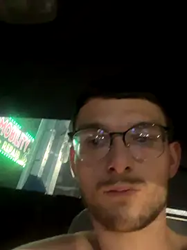 Snapshot of hungkubenski chatting on 10-25-25, 08:02 hungkubenski online show from 10-25-25, 08:02